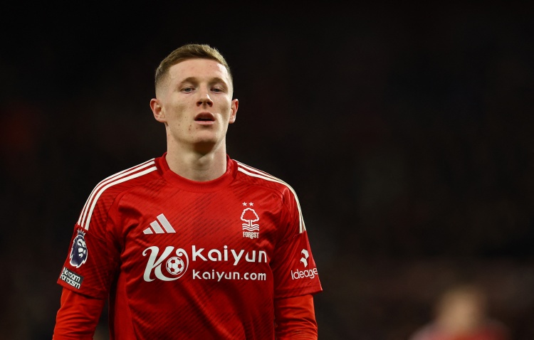 开云在线-估价超7000万！英媒：曼城加速追安德森，相信比曼联更受球员青睐